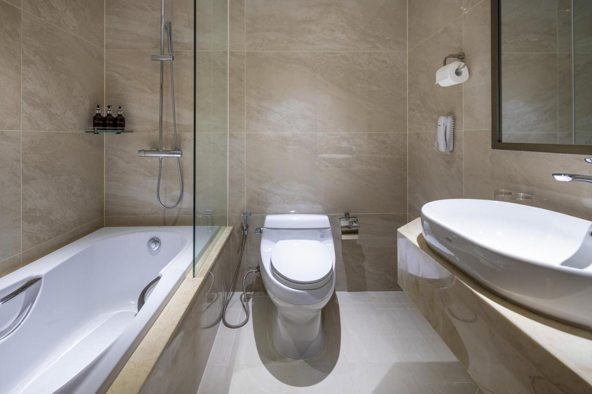 Noble Suite City View - Free Mini-bar & Afternoon Tea